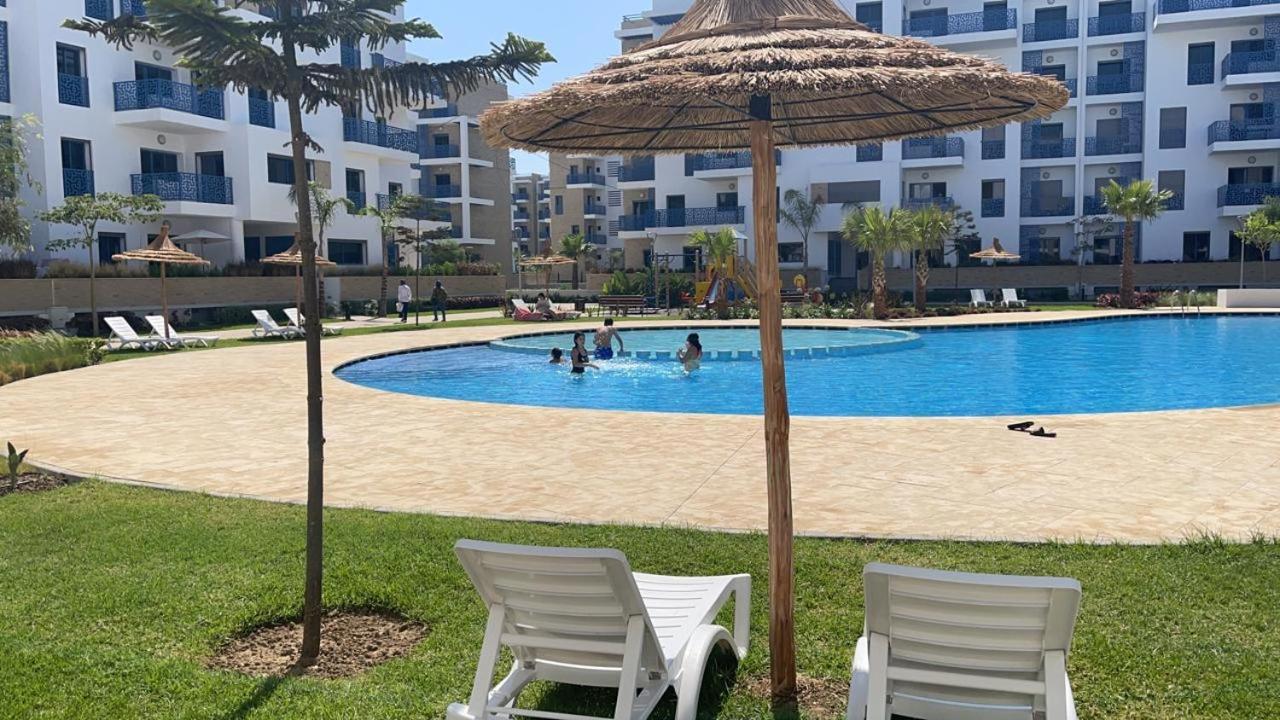 Appartement De Luxe Avec Piscine A 5 Min De La Plage Martil Exterior foto